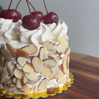 Sweet Almond 