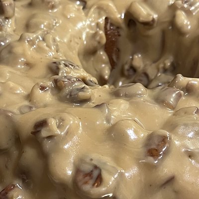 Pound Cake w/Pecan Praline Topping 