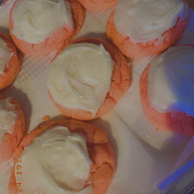 Individual Strawberry Cake Cookie