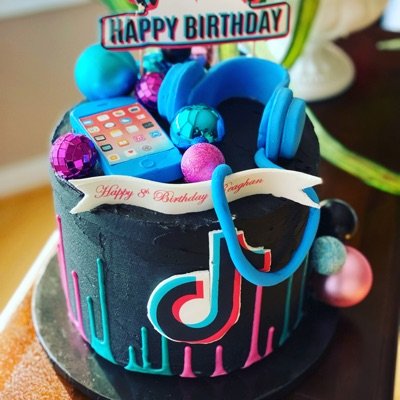 Custom Cake (Starting Price)