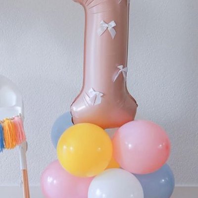 Gold 1 Balloon Tower 
