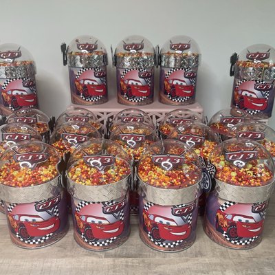 Dozen Personalized Pringles Dome Shaker