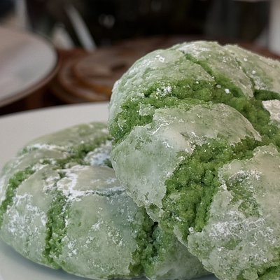 Coconut Pandan Crinkle Cookies