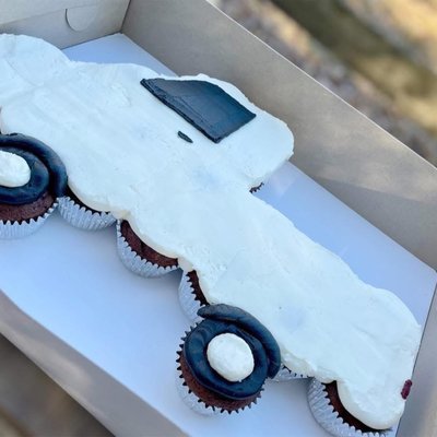 Cupcake Cake (Pull Apart)