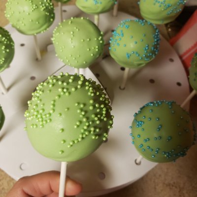 1 Dzn Cake Pops