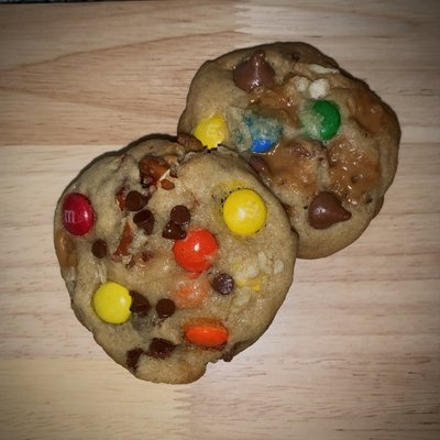 Kitchen Sink Cookies 