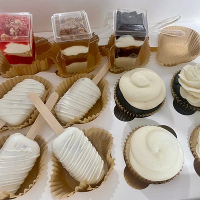 Dessert Tasting Box 