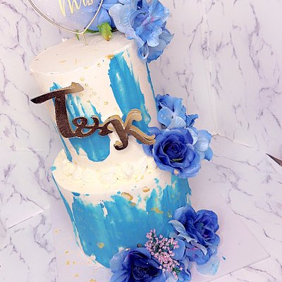 6” and 8” Custom Cake (2 Tier)