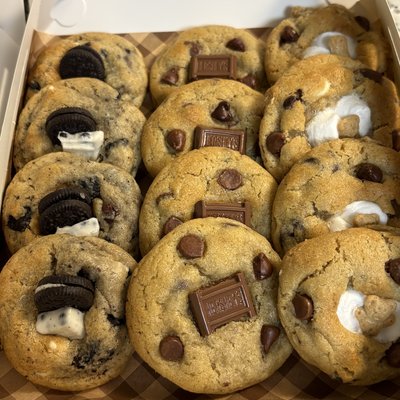 Craving Dozen