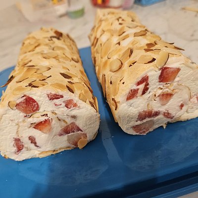 Pavlov's roll 9"