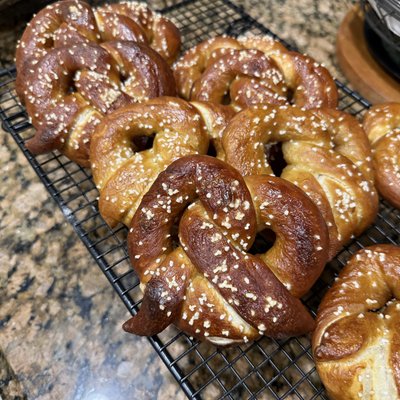 Sourdough Pretzels 