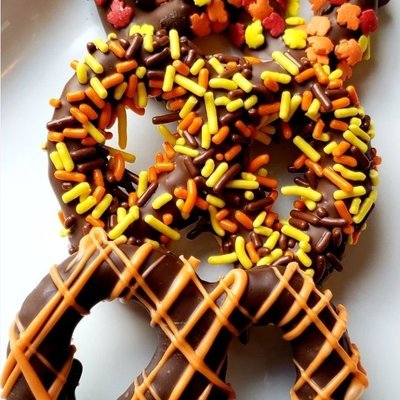 Mini Pretzel Twist Large
