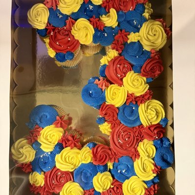 Cupcake Cake