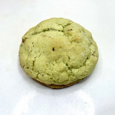 Pistachio White Chocolate Chunk Cookies (12)