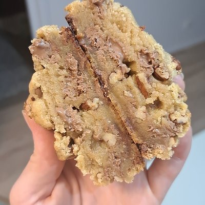 Chocolate & Walnut