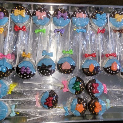 Custom Chocolate Covered Oreos