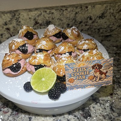 Cream Puffs 