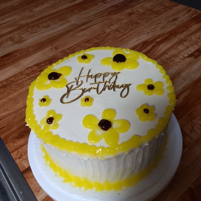 1 Tier Cake. 8 Inch Round