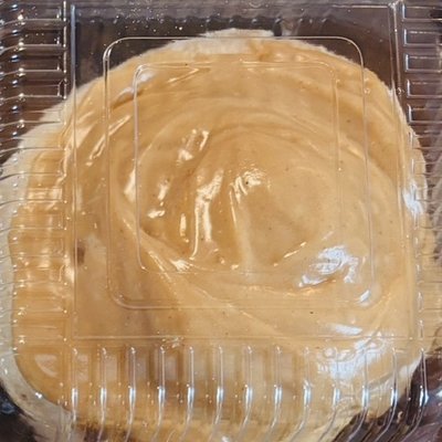 Regular Cinnamon Rolls With Peanut Butter Icing Single