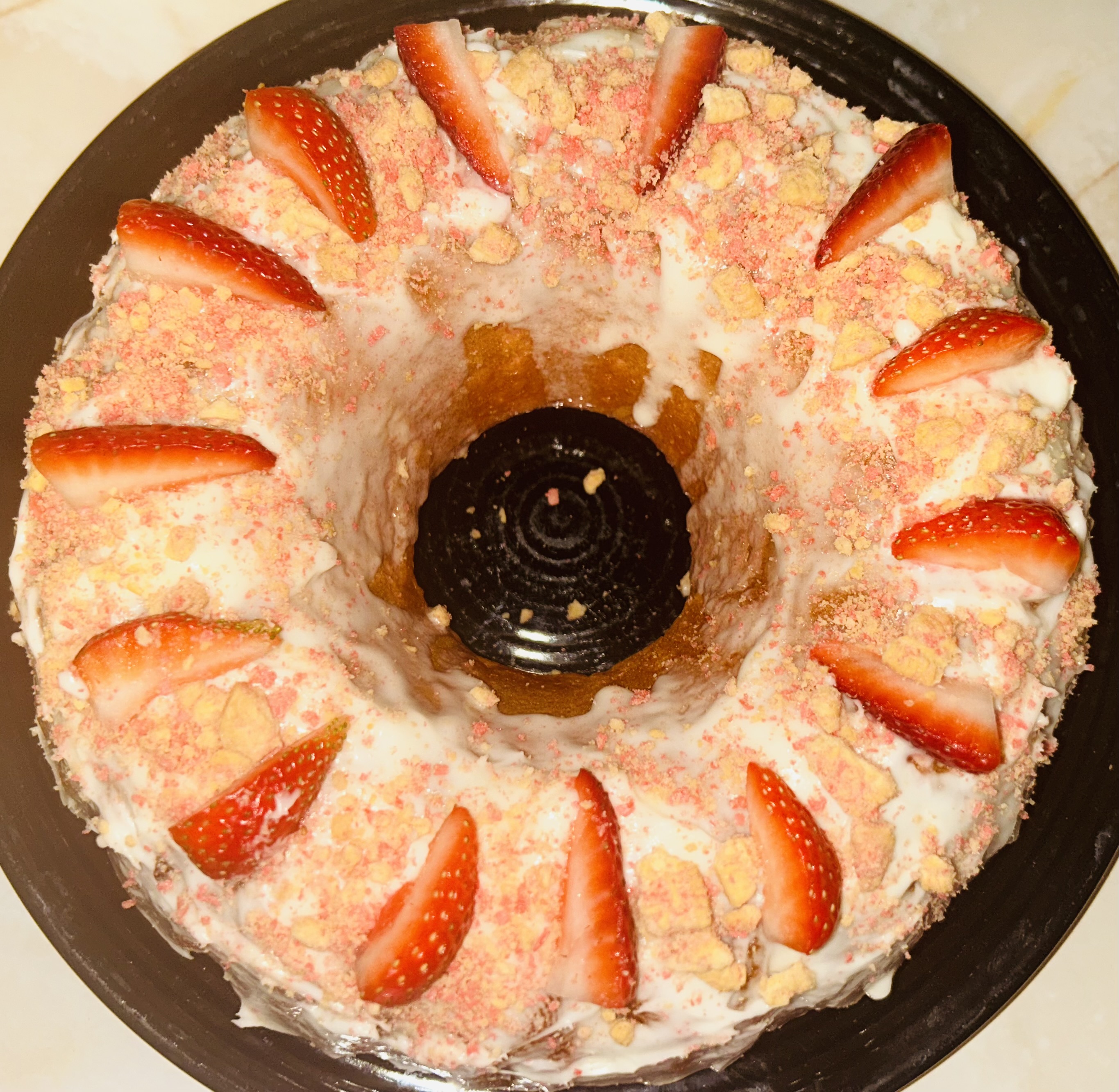Strawberry Crunch Bundt Cake