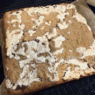 S’mores Cookie Bar 8x8