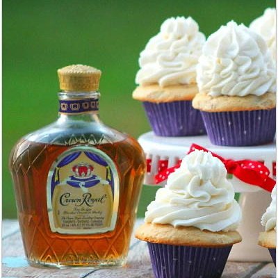 Crown Royal Butter Pecan Cupcakes