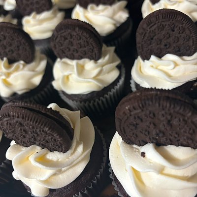 Cookies And Cream Cupcakes
