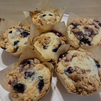 Blueberry Crumble Muffins