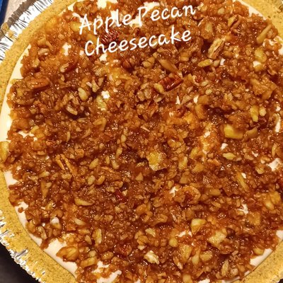 Apple Pecans Cheesecake 