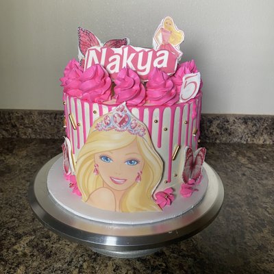 8 Inch Round Cake