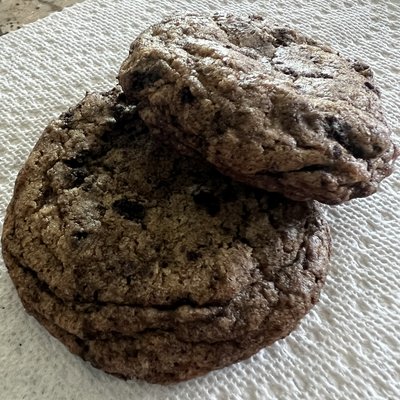 Mum Mum’s Favorite Oreo Cookie (1 Dozen)