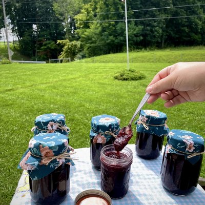 1 Pint Blackberry Jam