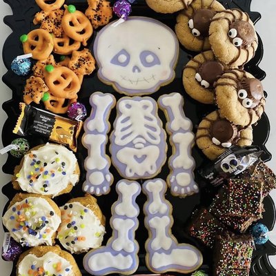 Halloween Goodie Box 