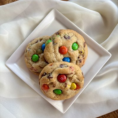 M & M Chocolate Chip Cookie 3” (1/2 Dozen)