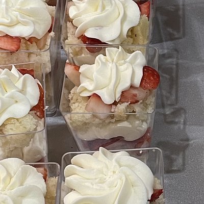 Strawberry Shortcake Dessert Cups