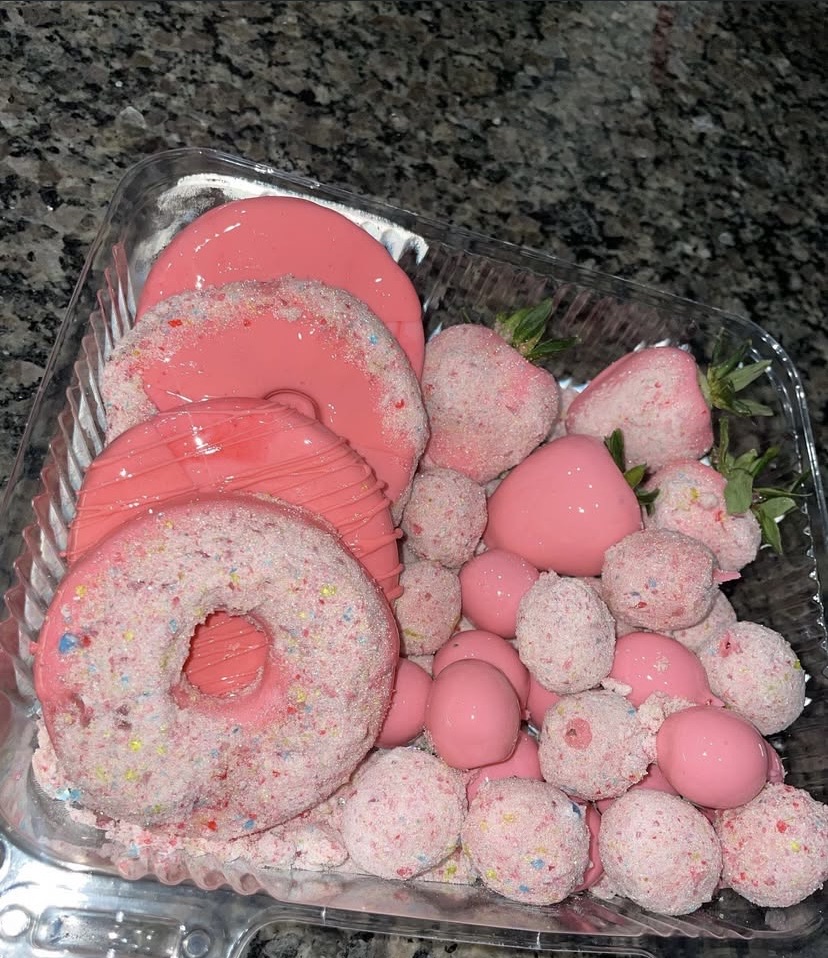 Extra Strawberry Fruit