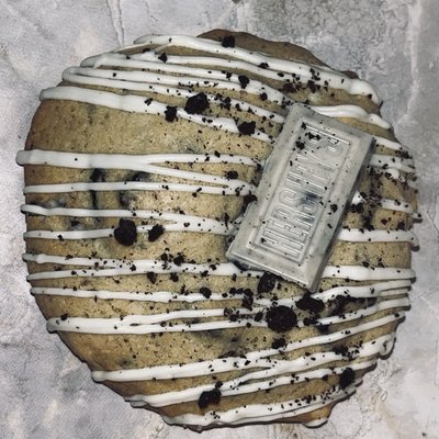 Cookies & Cream Cookie