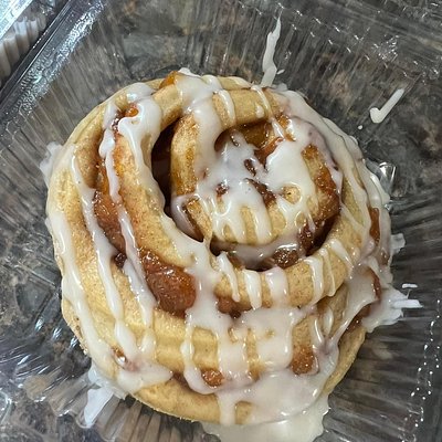 1/2 Dozen Peach Rolls