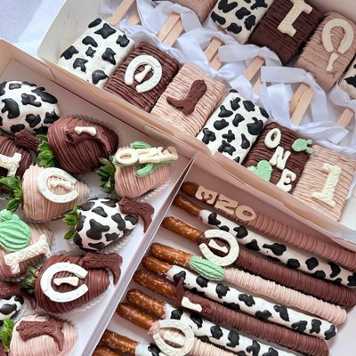 12 Dozens Party Package