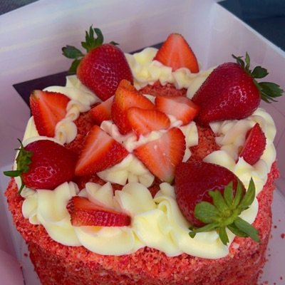 Strawberry Crunch 2 layer cake 