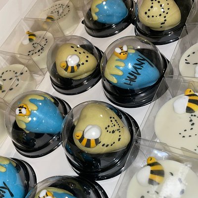 Themed Chocolate Covered Strawberries (12)