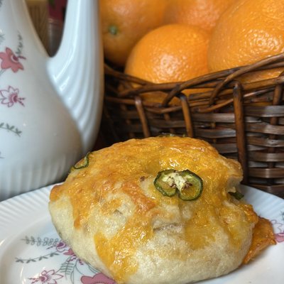 Jalapeno Cheddar Cheese Bagel