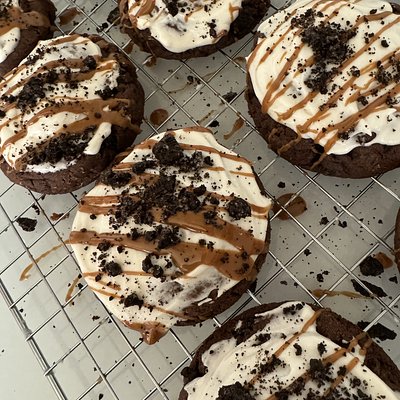 Chocolate Cream Cookie