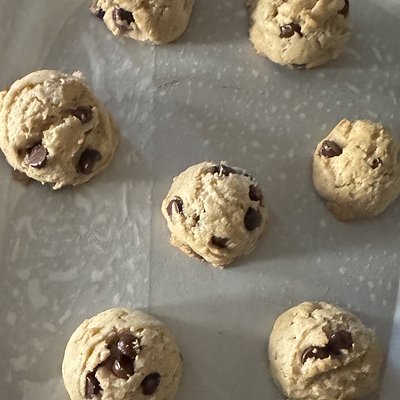 10 Mini Chocolate Chip Cookies