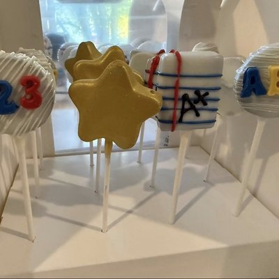 Back To School Cake Pops (12)