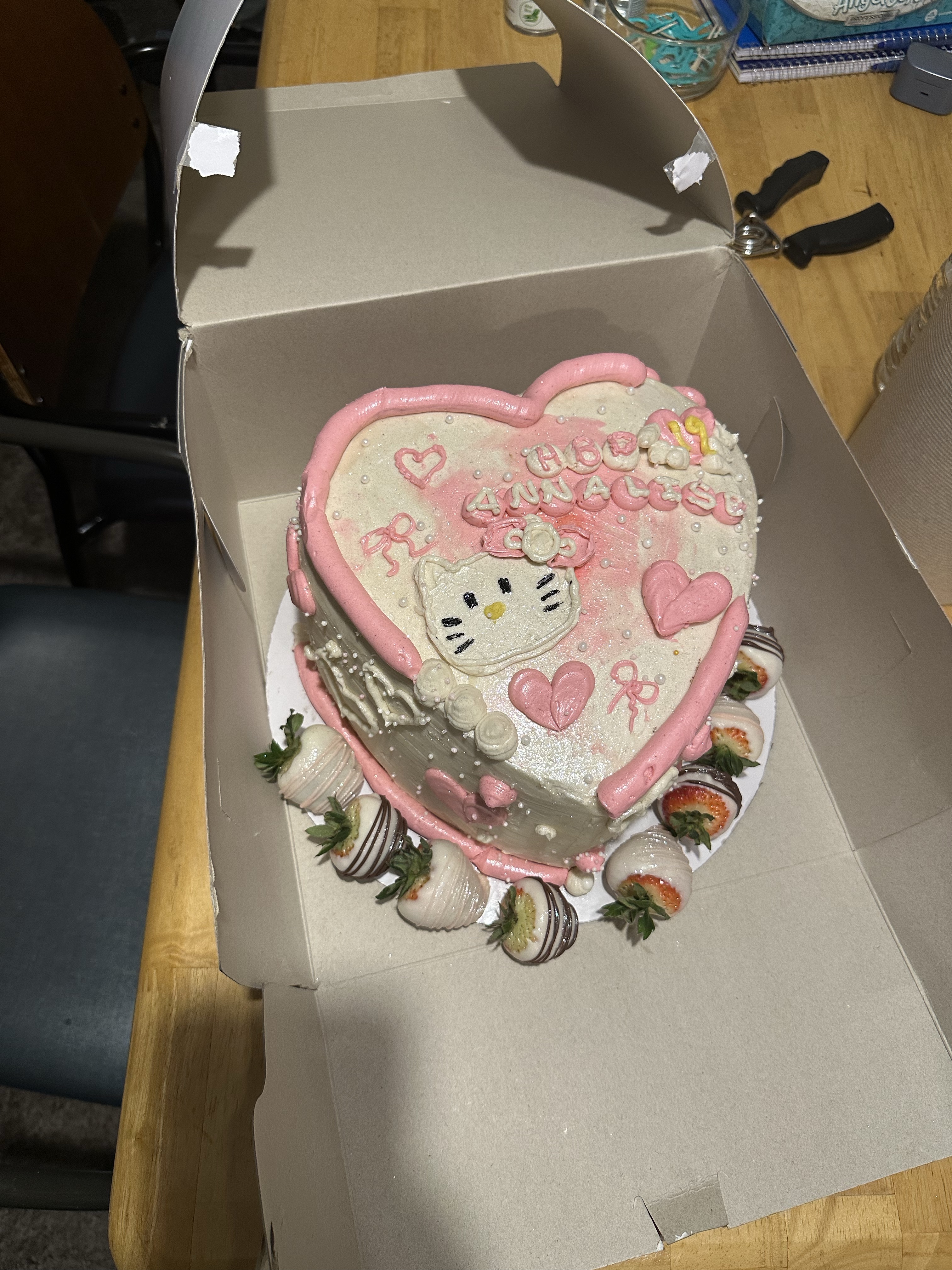 Custom Cakes 