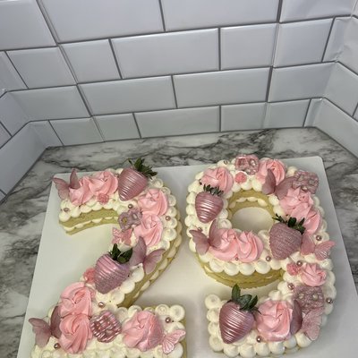 2 Numbers/Letters Cake