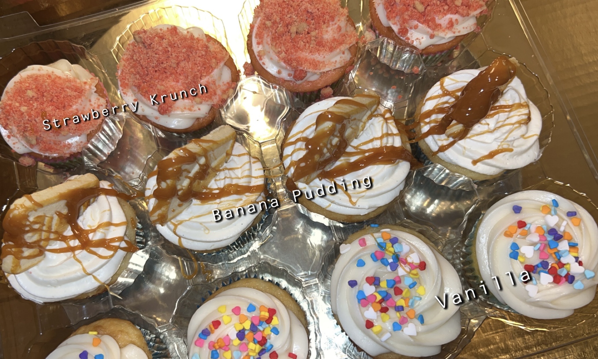 Dozen Speciality Kupkakes 