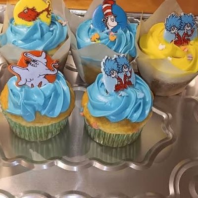 Cat In The Hat Cupcakes