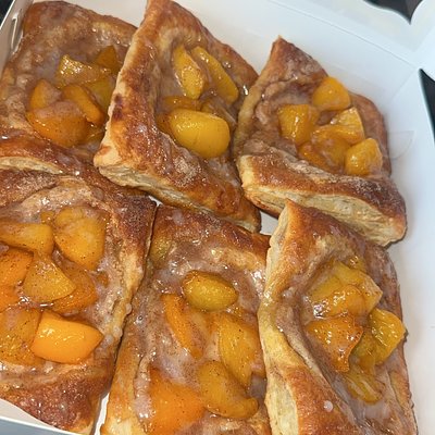 Peaches & Cream Danishes 